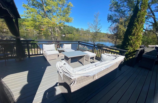 Peaceful Cottage Next To Crown Land