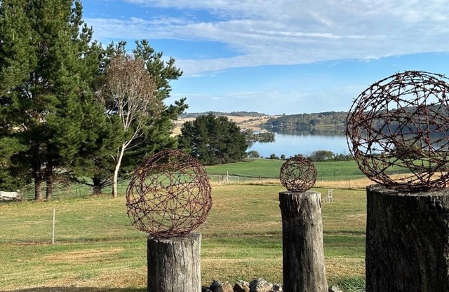 Peaceful farmhouse retreat with breathtaking lake views—charm meets tranquility✨
