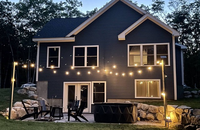 Peaceful Getaway in the Lakes Region of Maine