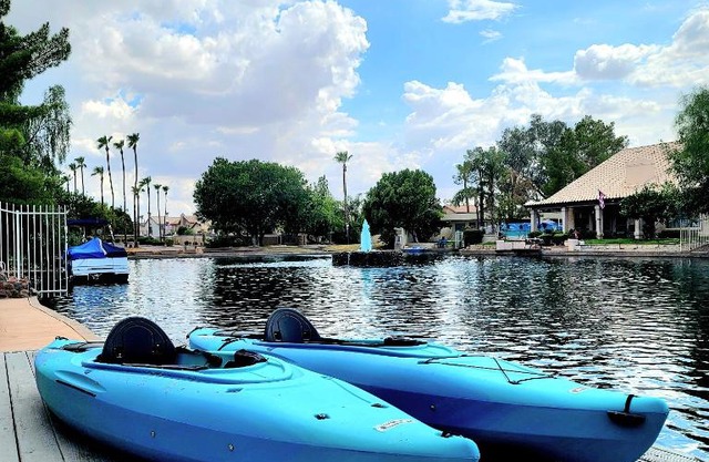 Peaceful lakeside home in Gilbert, AZ
