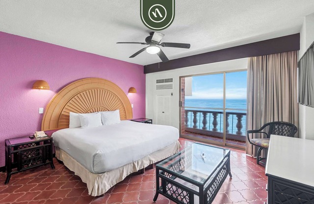 Peaceful Oceanview Studio - Pool - Daily Cleaning