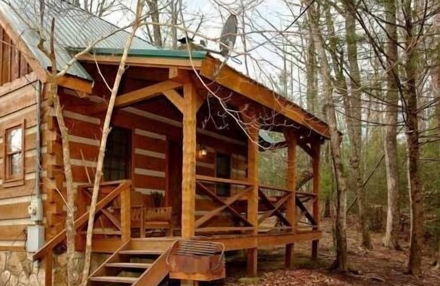 Peaceful Pines - 1 Bedrooms, 1 Baths, Sleeps 4 Cabin by RedAwning