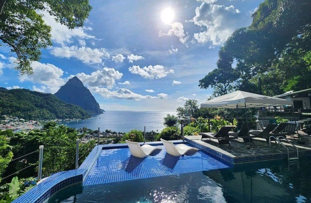 Peaceful stay w/Balcony | Spa, Pool access & beach nearby | Scenic Nature Hike