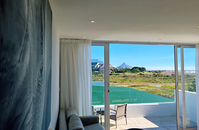 Peach on Beach Boutique Guesthouse