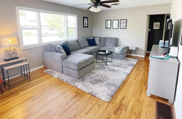 Peach Tree: Sunny Backyard & Game Room Fun