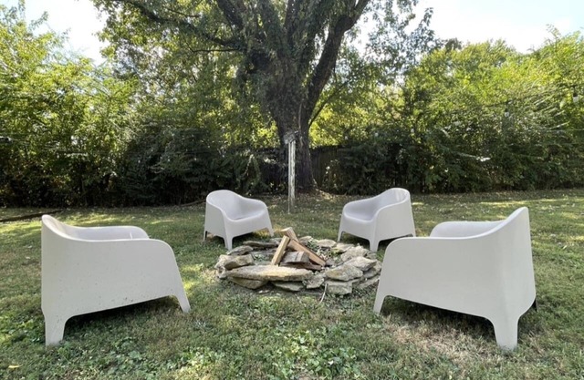 Peachtree Cottage comfortable and convenient monthly stays