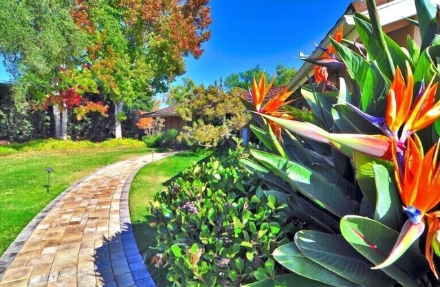 PEBBLE HILL - wonderful one-level home between Goleta and Santa Barbara