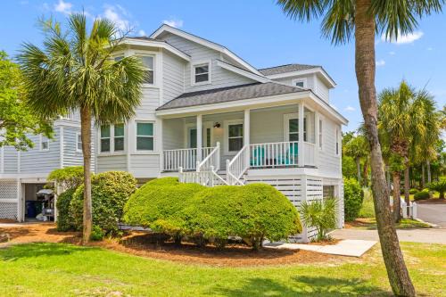 Pelican Bay 13 - Cozy Beachside Retreat! - Beach Access!