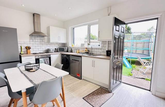Pengam House