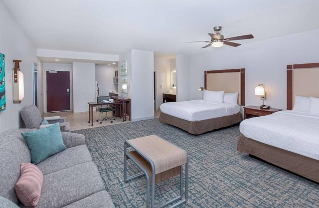 Perfect Atlanta Location : Indoor Pool w/Free Hot Breakfast & Free Parking