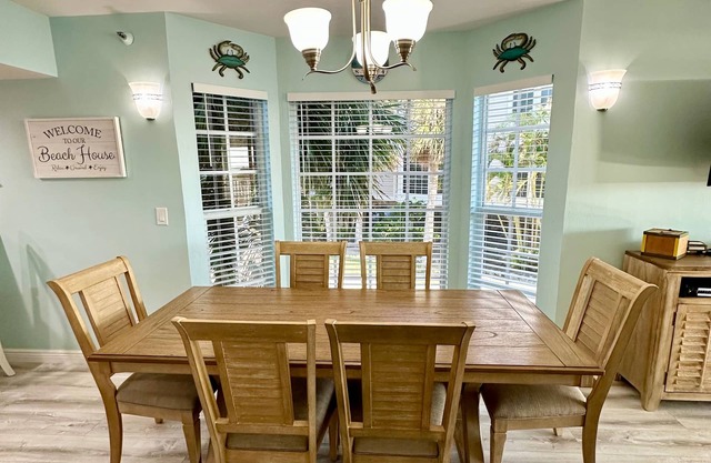 Perfect for a Beach Getaway, Great View and Near the Pool, B2613A