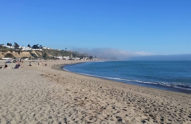 Perfect Getaway! Kitchen, Pool, Parking, Close to Doheny State Beach