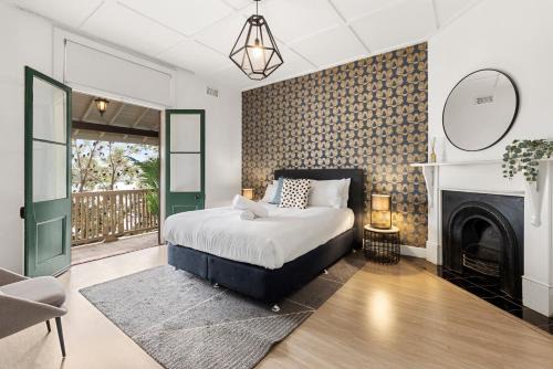 Perfect Holiday Home with Private Rooftop