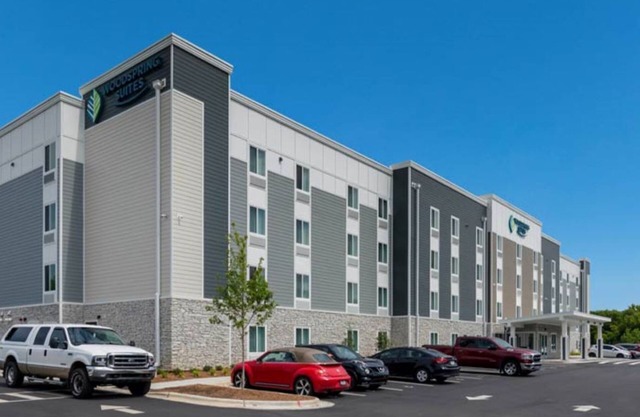 Perfect Spot for Denver Visitors – 3 Units Near Zoo, Stadium & Wildlife Refuge