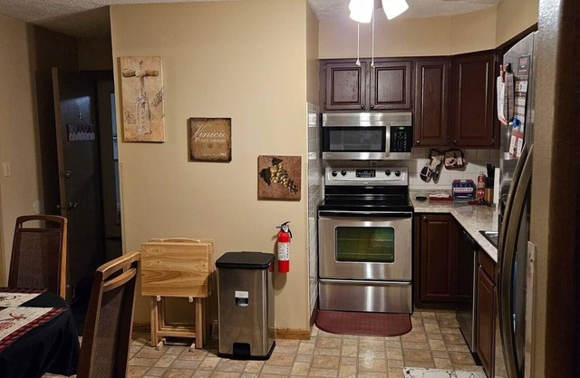 Perfectly Priced and Centrally located NW Akron home w/FREE Wi-Fi & Netflix