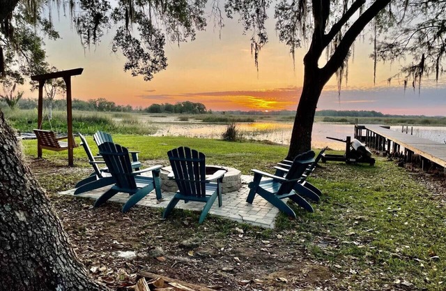 PerfectPointeLakehouse|PvtDock|Kayaks|8ppl|Firepit|ScreenedPatio