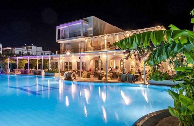 Peridis Family Resort
