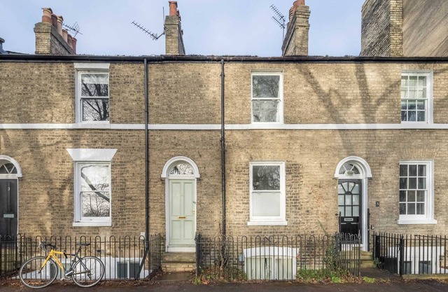 Period townhouse in City Centre with Views