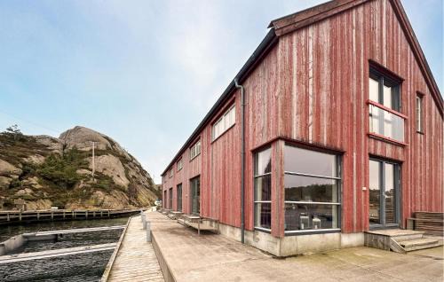 Pet Friendly Apartment In Søgne