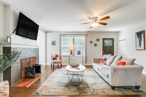 Pet-Friendly Home with Hot Tub in Atlanta!