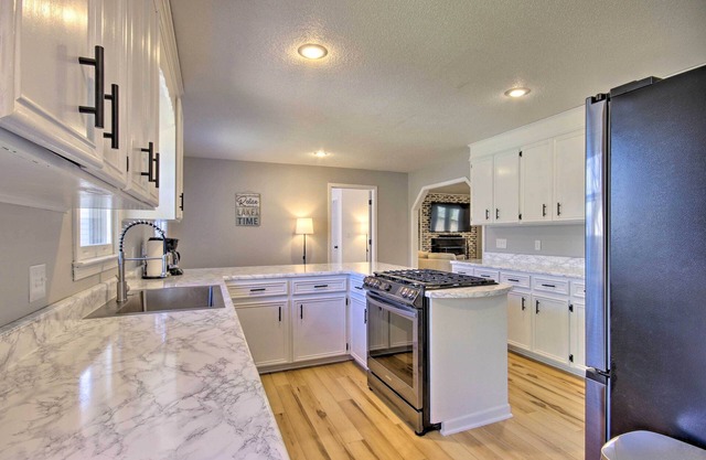 Pet-Friendly Lakefront Retreat w/ Deck & Dock