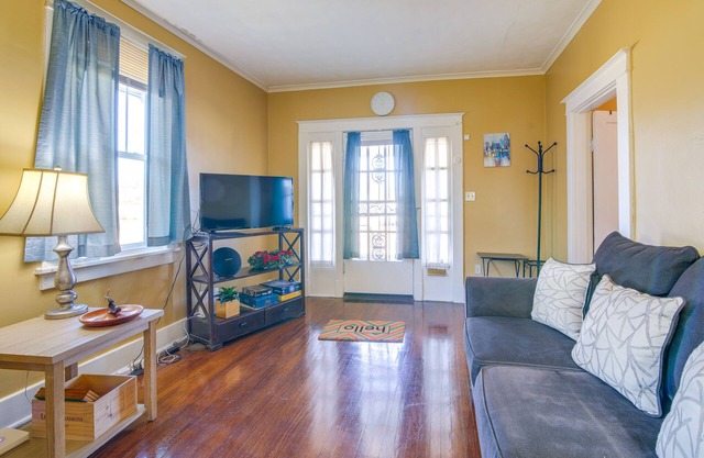 Pet-Friendly Memphis Home - 4 Mi to Downtown!