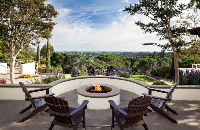 Pet-friendly Room w/Patio | Scenic Resort w/Mountain Views