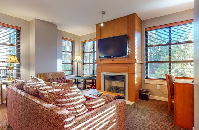 Pet-Friendly Suite in Luxury Hotel. Across The Village, EV Charging Station
