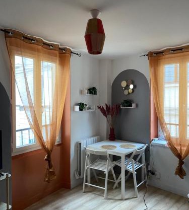 Petite maison centre ville