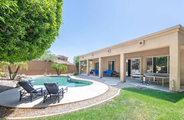 Pets Welcome Here! + Pool + Mountains + Pool Table + Ping Pong + More!