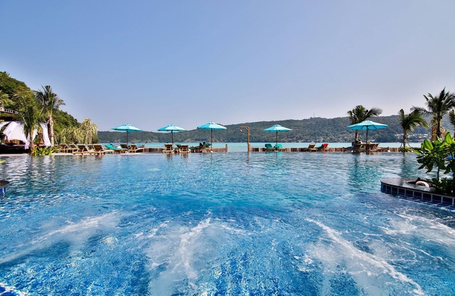 Phi Phi CoCo Beach Resort