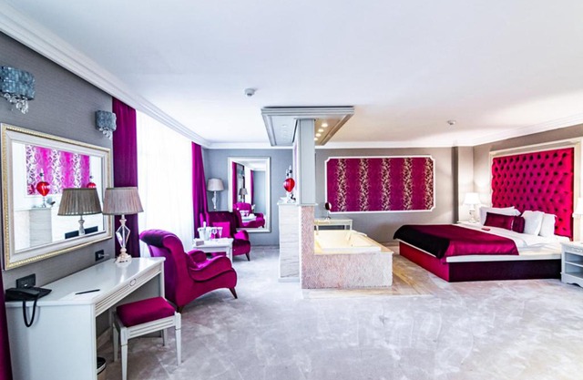 Phoenicia Grand Hotel