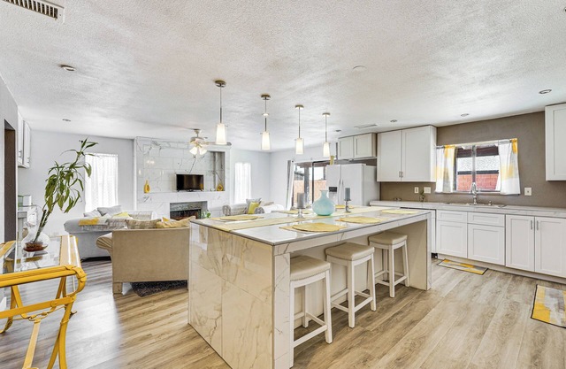 Phoenix Home w/Patio & Mtn Views!