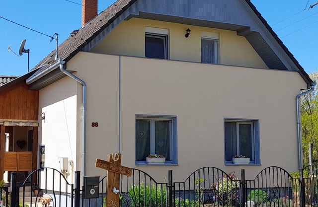 Pia`s vacation apartment at Lake Balaton