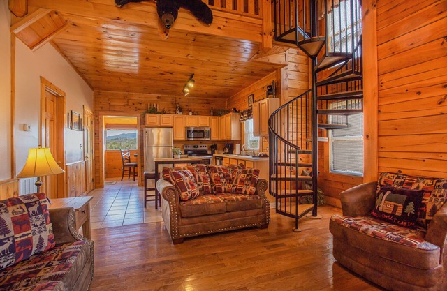 Pigeon Forge 66 - Three Bedroom Villa, Sleeps 8