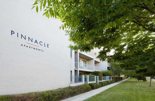 Pinnacle Apartments