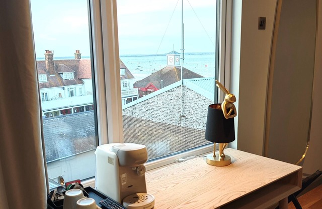Pinnacle Suites
