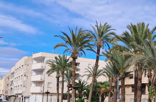 Piso Garrucha beautiful & spacious apartment - 50 meters from the beach