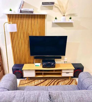Pitch Nook Staycation Near Enchanted Kingdom