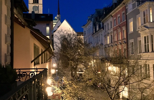 PLATZHIRSCH ZÜRICH - Downtown Boutique Hotel & Sushi Lounge