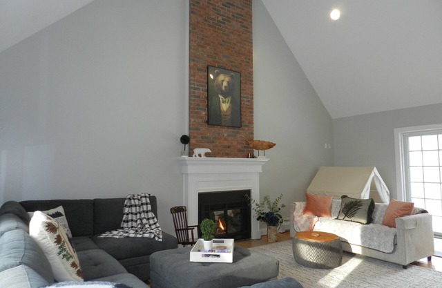Play & Relax in Windham – Spacious Bedrooms, Hot Tub, Fire Pit & Basement Den