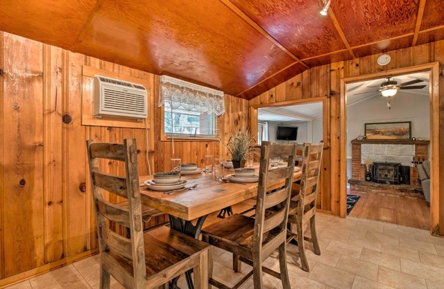 Plum Creek Retreat with Beach near Johnson Lake