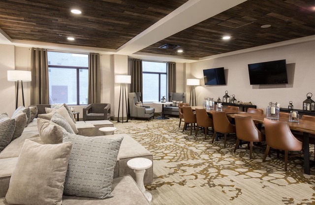 Pomeroy Inn & Suites Prince George