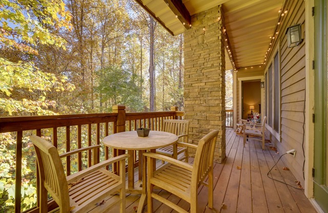 Pool & Beach: Cozy Condo in Bear Lake Reserve!