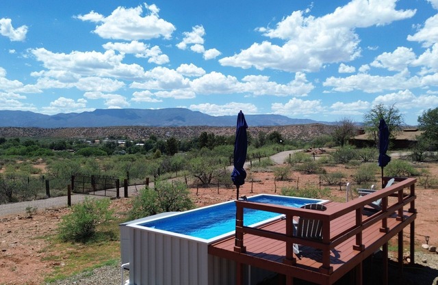 Pool, Sauna, Hot Tub, King Beds, easy access to Sedona! @ Winery Ranch