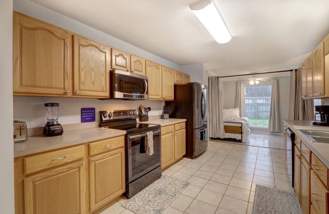 ⭐️Pooler Traveler's Retreat V - Entire House🏠