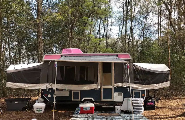 Pop up camp with Little Lulu!