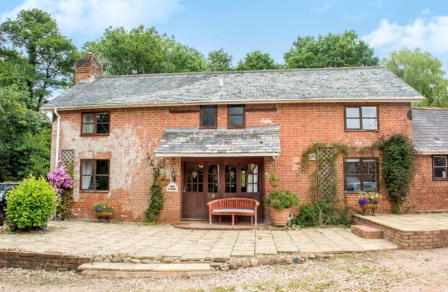 Poppy Cottage: Holiday Cottage In Devon