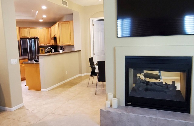 POPULAR N. SCOTTSDALE COMM. GUARD-GATED, PET FRIENDLY, FURNISHED TOWNHOME ! n