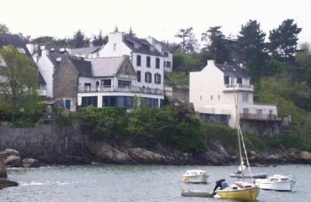 Port Manech: Spacious, very light, magnificient vues of sea, the beach and port
